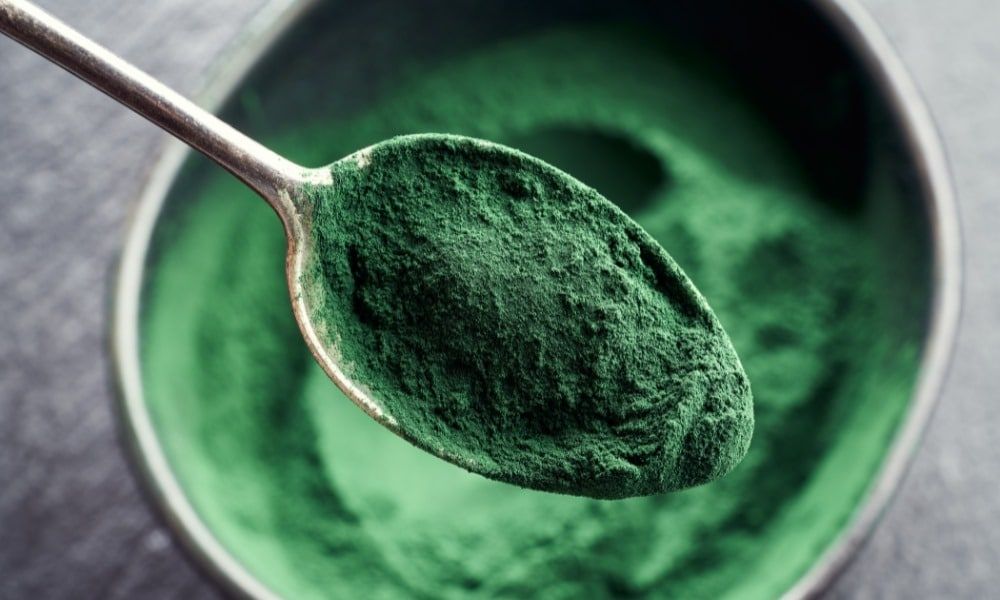 effets-secondaires-de-la-spiruline-sur-les-cheveux-2 Spiruline en poudre pour cheveux